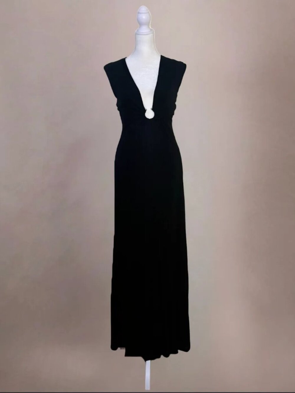 BCBG Black Plunge Neckline Sexy Formal Evening Gown